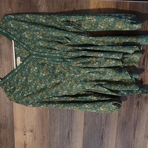 Max studio floral print flowing blouse M
